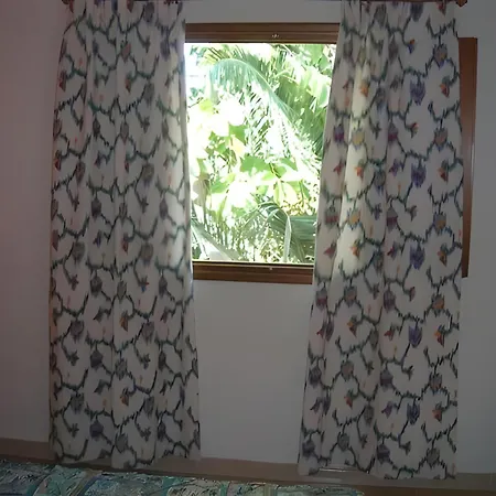 3 Golondrinas Guest house *
