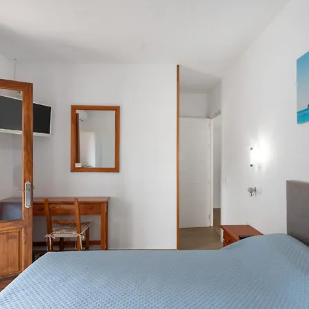 בית הארחה 3 Golondrinas 3*