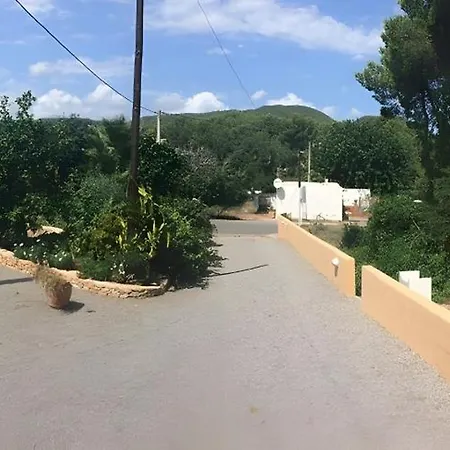 3 Golondrinas