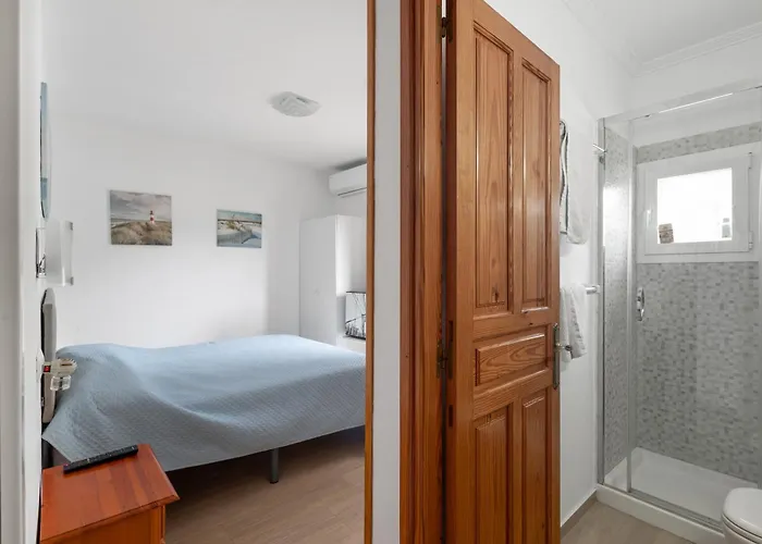 3 Golondrinas 圣埃乌拉利亚