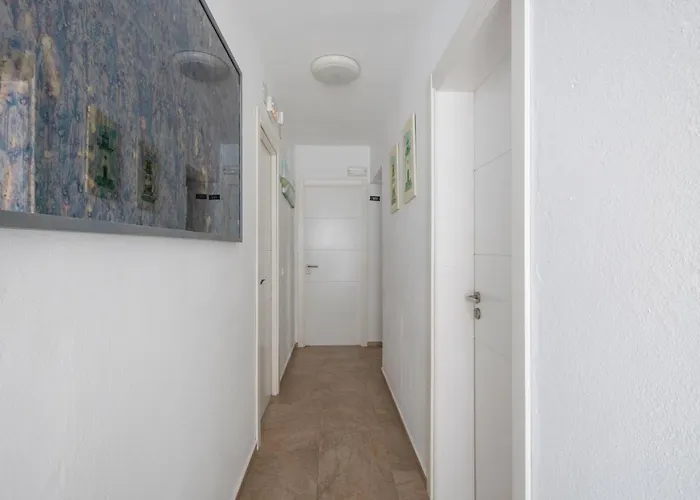 招待所 3 Golondrinas 3*