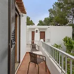 3 Golondrinas Πανσιόν 3*
