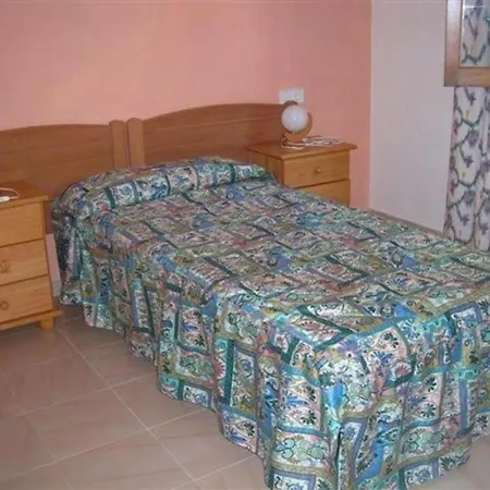 3 Golondrinas Konukevi Santa Eularia des Riu