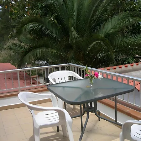 Konukevi 3 Golondrinas Santa Eularia des Riu
