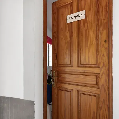 3 Golondrinas Guest house