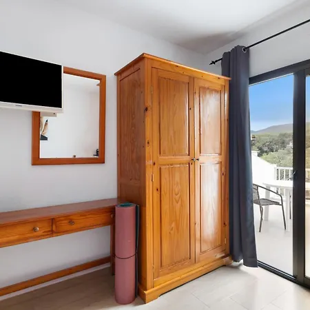 3 Golondrinas Vendégház Santa Eularia des Riu
